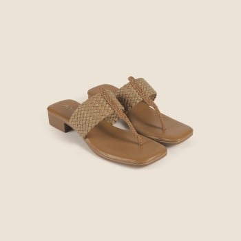 Metro Women Beige-red Casual Slip Ons(SKU: 32-609-89-36)