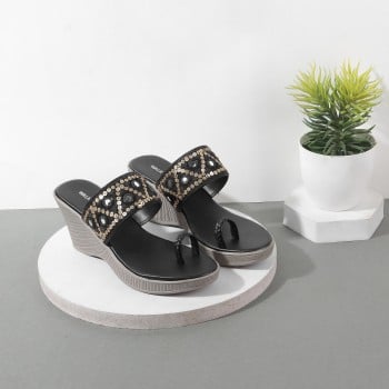 Walkway Women Black Ethnic Slip Ons(SKU: 32-696-11-36)