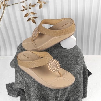Walkway Women Beige-red Casual Slippers(SKU: 32-991-89-38)