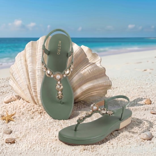 Women Green Casual Sandals