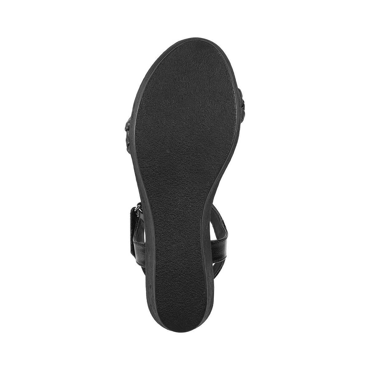 Buy Women Black Casual Sandals Online | SKU: 33-1506-11-36-Metro Shoes