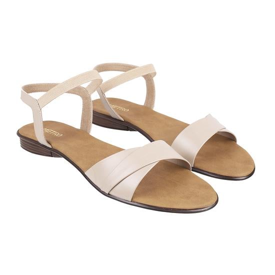 Women Chiku Casual Sandals