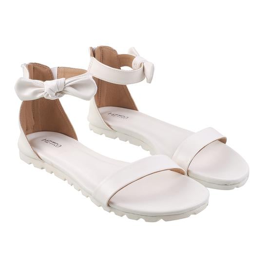 Women White Casual Sandals