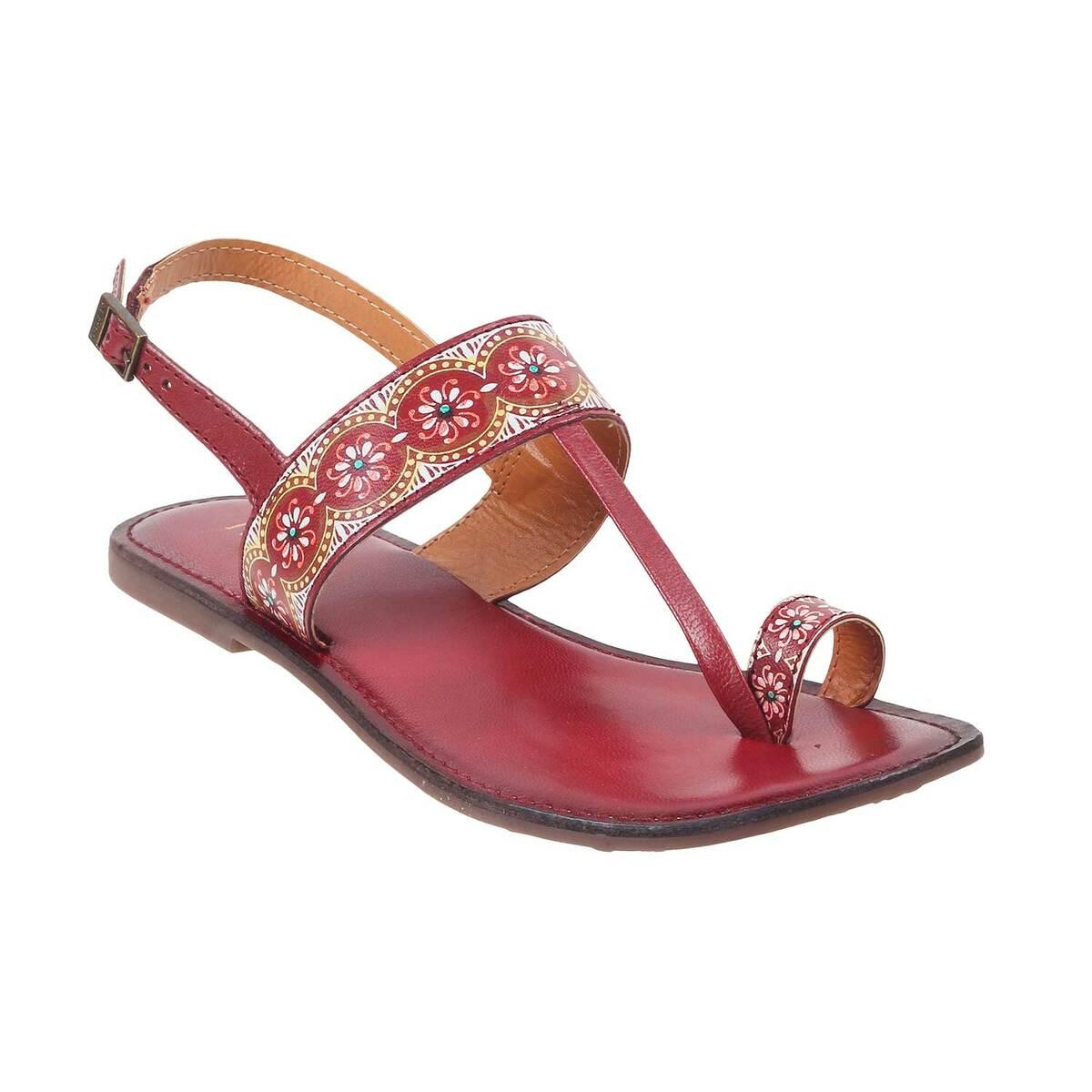 Ladies chappal hot sale shop