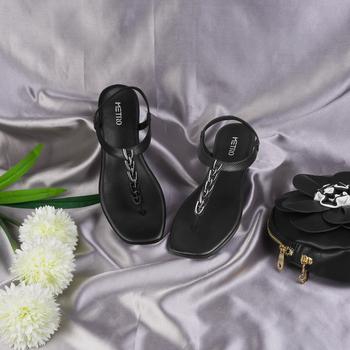 Metro Women Black Casual Sandals(SKU: 33-648-11-36)