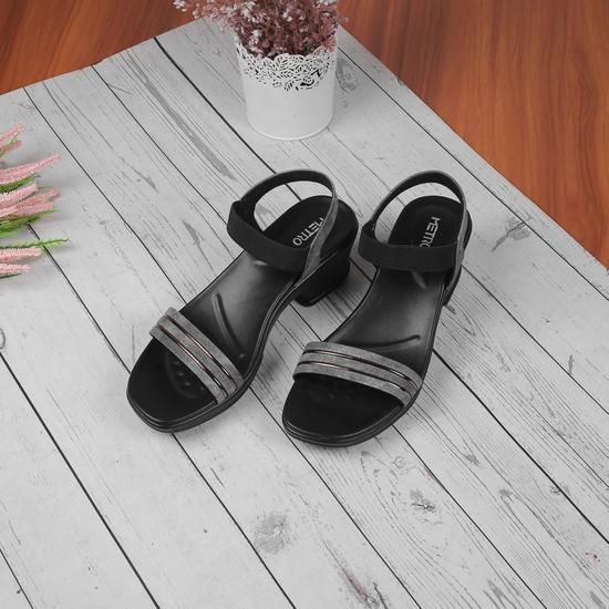 Women Black Casual Sandals