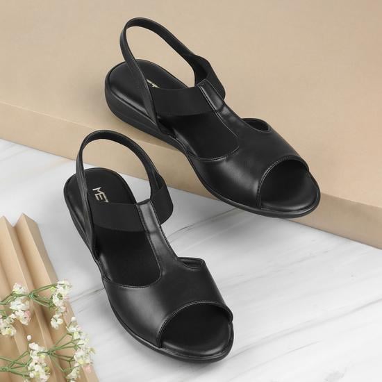Women Black Casual Sandals