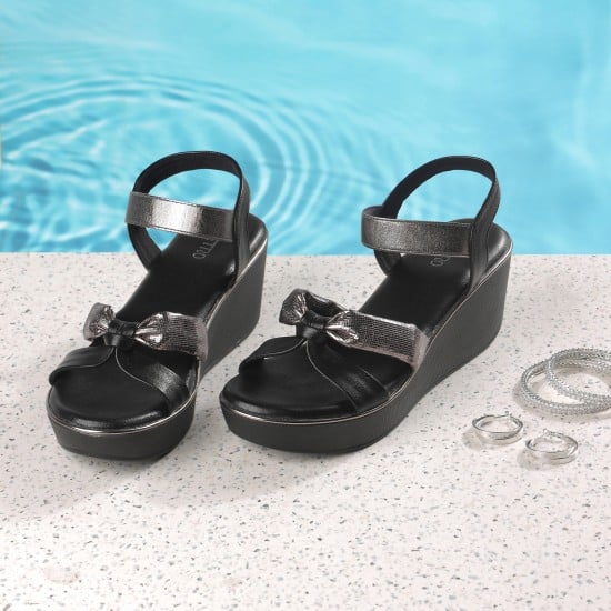 Women Black Casual Sandals