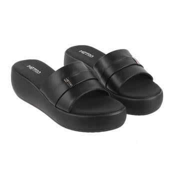 Metro Women Black Casual Slip Ons(SKU: 34-176-11-37)
