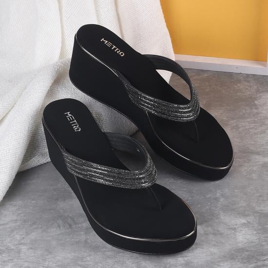 Women Black Casual Slip Ons