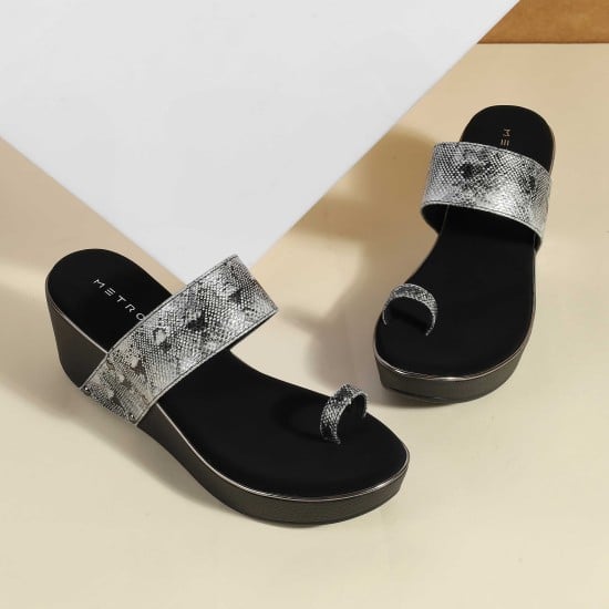 Women Black Casual Slip Ons