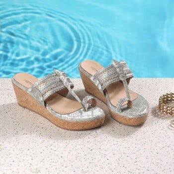 Metro Women Gold Ethnic Kolhapuris(SKU: 34-329-15-36)