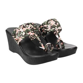 Metro Women Black Casual Slip Ons(SKU: 34-58-11-36)