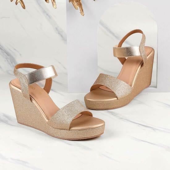 Women Gold Casual Sandals