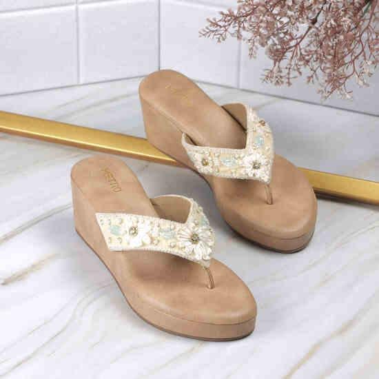 Women Beige Ethnic Slippers