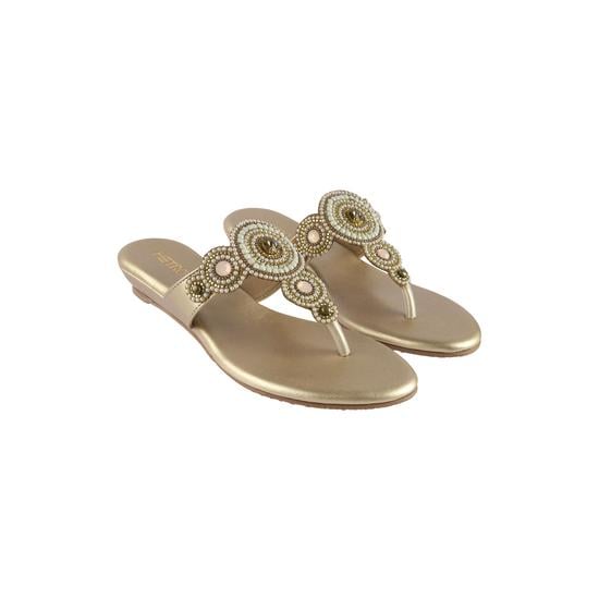 Women Gold Ethnic Slippers