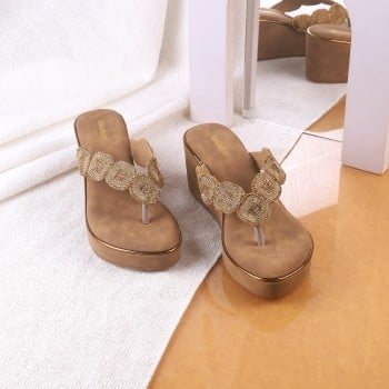 Walkway Women Antic-gold Casual Slippers(SKU: 35-1790-28-36)