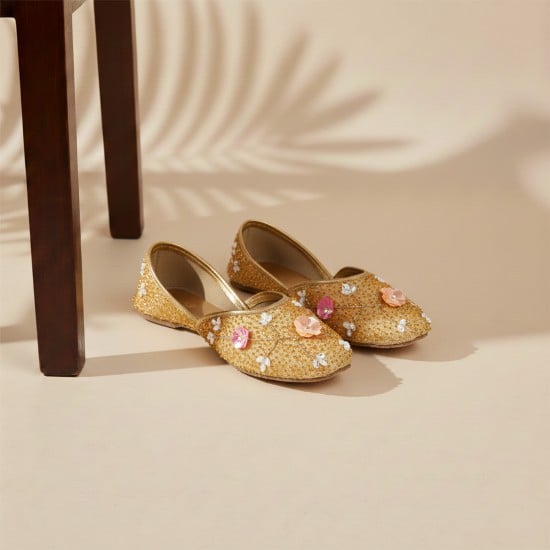 Women Antic-gold Ethnic Jutis