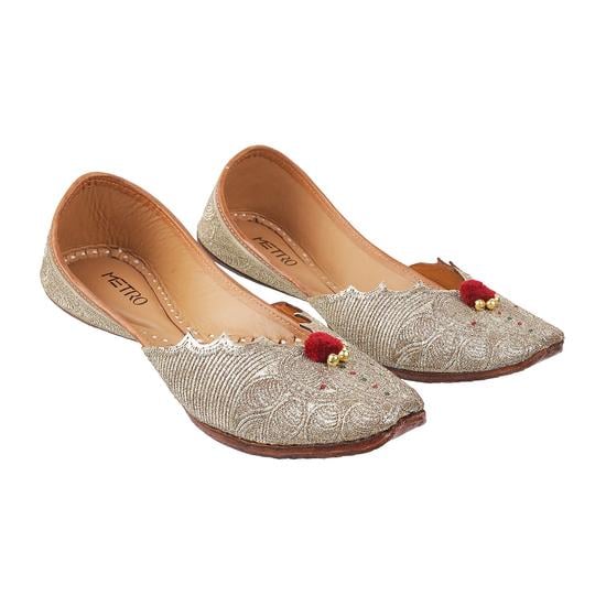 Buy Mojaris for Women Stylish Leather Mojari Online