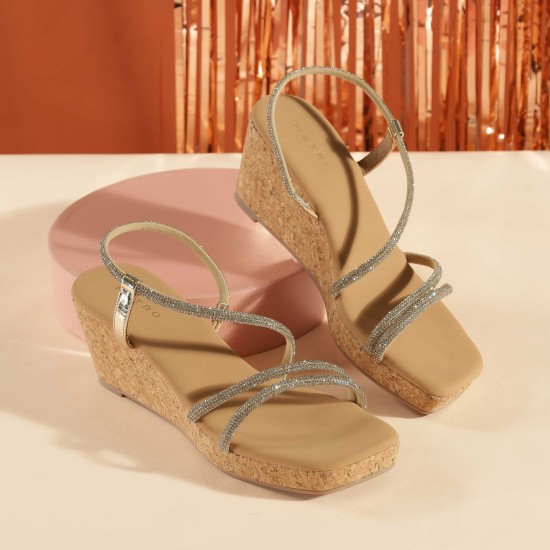 Women Gold Casual Sandals