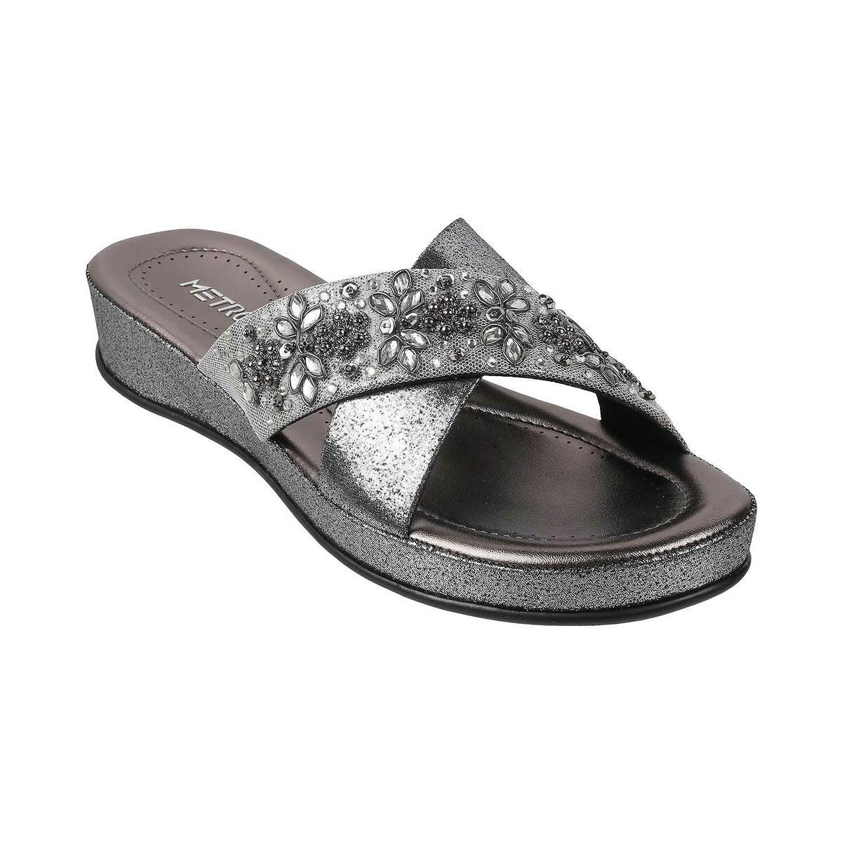 METRO Men Black Sandals - Buy METRO Men Black Sandals Online at Best Price  - Shop Online for Footwears in India | Flipkart.com