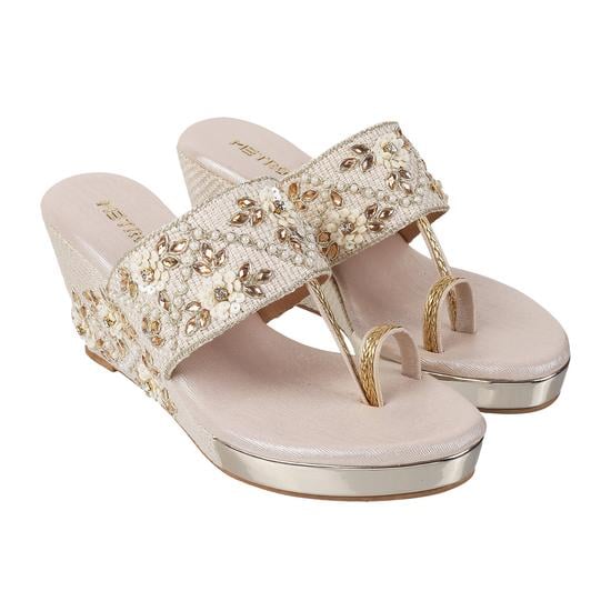 Women Gold Ethnic Sandals