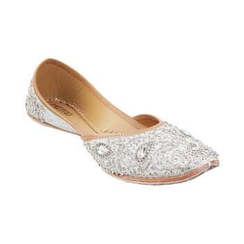 Women Silver Ethnic Mojaris