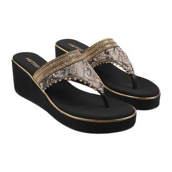 Metro Women Black Casual Slip Ons(SKU: 35-4792-11-34)