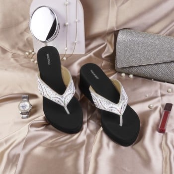 Walkway Women Silver Casual Slippers(SKU: 35-536-27-36)