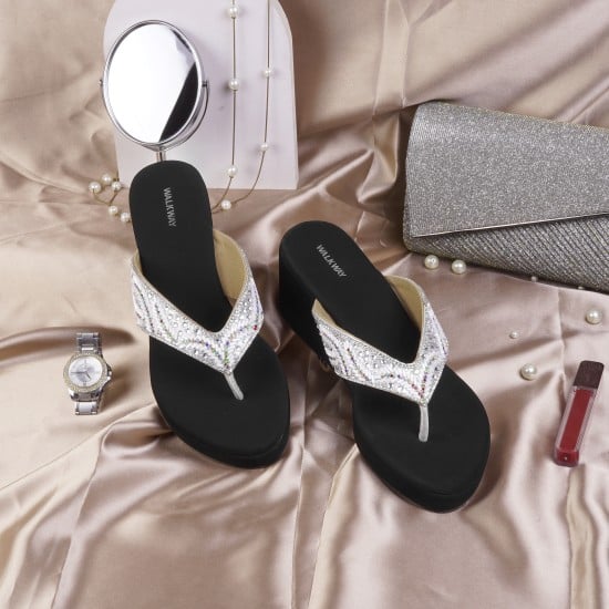 Women Silver Casual Slippers