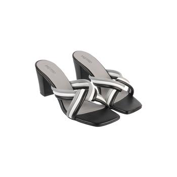 Metro Women Black Casual Slip Ons(SKU: 40-236-11-36)