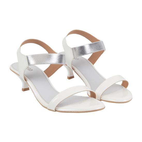 Women White Casual Sandals