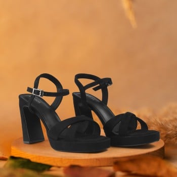 Metro Women Black Party Sandals(SKU: 40-273-11-36)