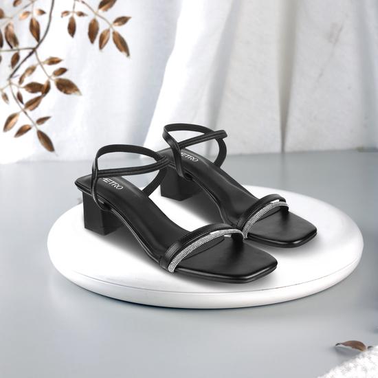 Women Black Casual Sandals