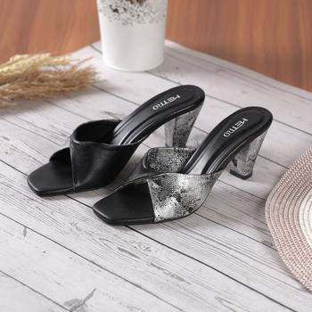 Metro Women Black Casual Slip Ons(SKU: 40-334-11-37)