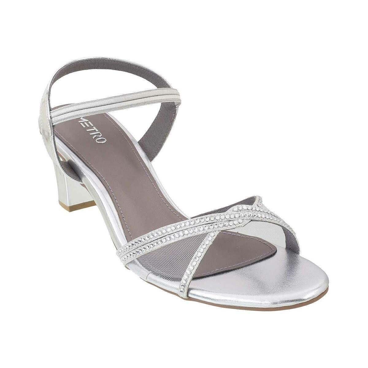 Amazon.com: Girls Low Heeled Shoe Dress Shoes Rhinestone Bows Low Heel  Princess Flower Wedding Party for Kids Arch Support Sandals (Silver, 37) :  Baby
