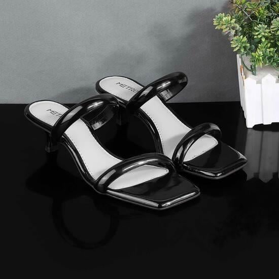 Women Black Casual Sandals