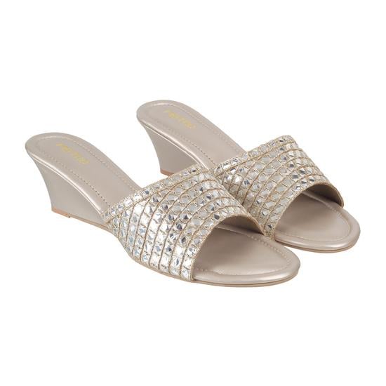 Women Gold Ethnic Sandals