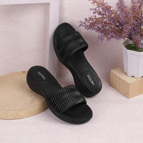 Women Black Casual Mules