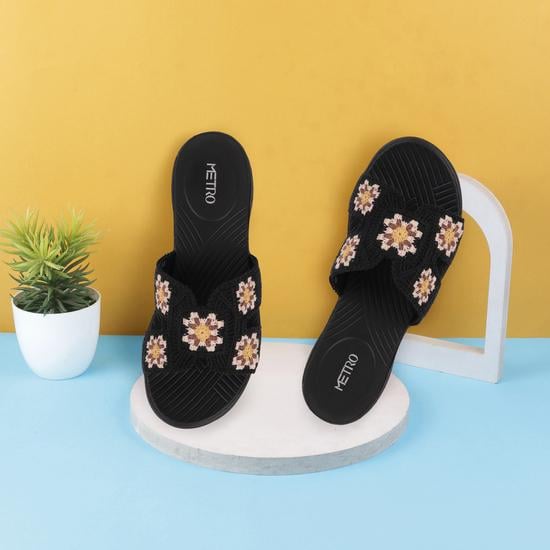 Women Black Casual Mules