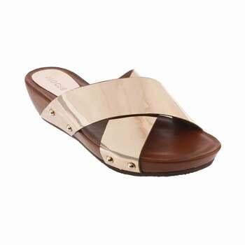 Mochi Chiku Casual Slip Ons