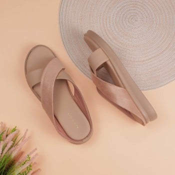 Metro Women Peach Casual Slip Ons(SKU: 41-417-80-38)