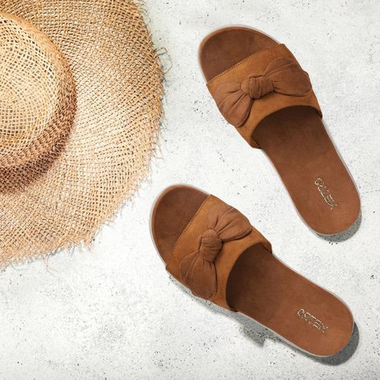 Women Tan Casual Slippers