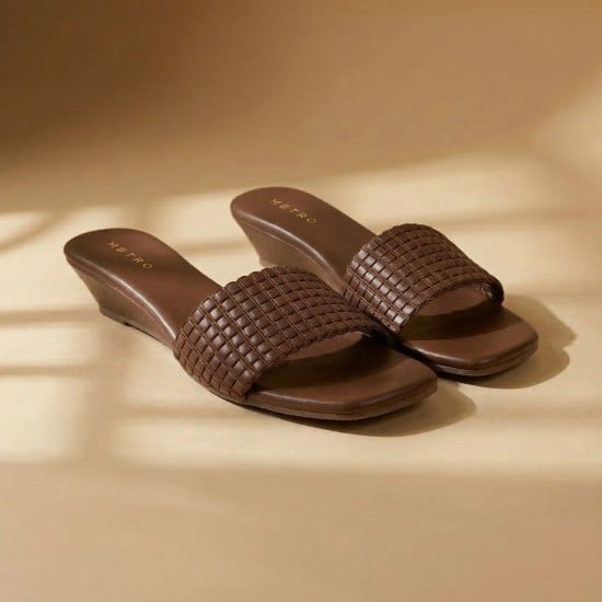 Women Tan Casual Slip Ons