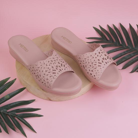 Women Peach Casual Slip Ons