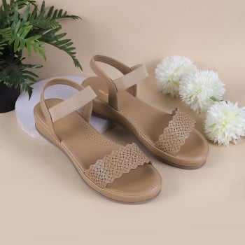 Walkway Women Beige-red Casual Sandals(SKU: 44-137-89-39)