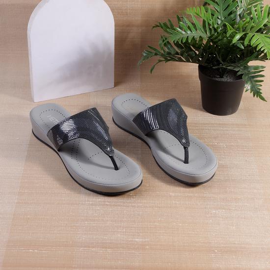 Women Gun-metal Casual Sandals