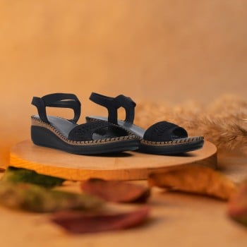 Metro Women Black Casual Sandals(SKU: 44-210-11-36)