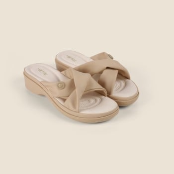 Metro Women Peach Casual Comfort(SKU: 44-232-80-36)