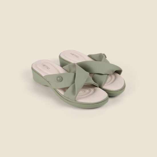 Women Green Casual Comfort